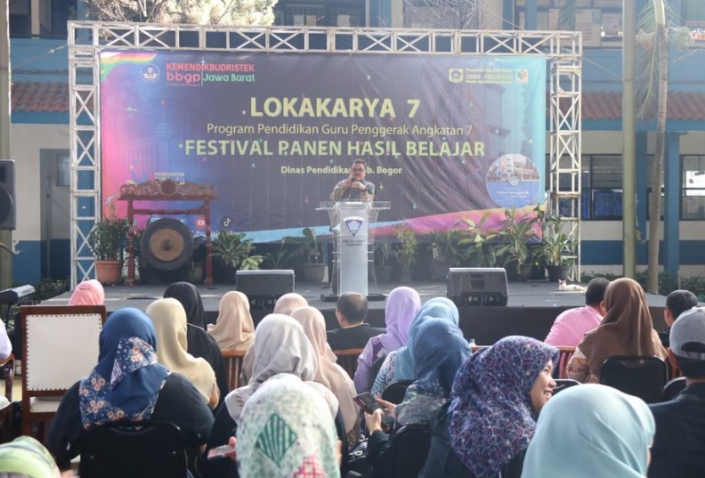 PULUHAN  PAMERAN, RAMAIKAN FESTIVAL PANEN HASIL BELAJAR GURU PENGGERAK ANGKATAN VII KABUPATEN BOGOR