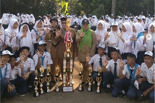 SMPN 2 Tamansari Kukuhkan Diri Jadi Juara Umum Lomba PMR se-Bogor Raya