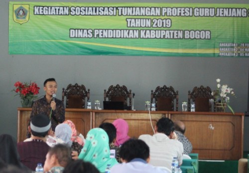 DISDIK GELAR SOSIALISASI TUNJANGAN PROFESI