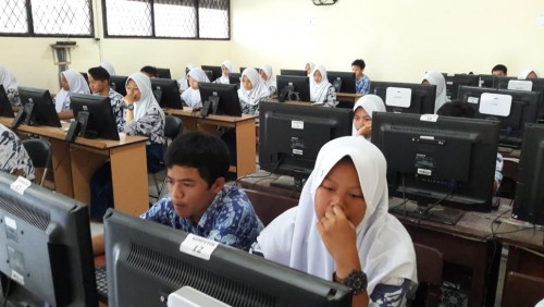 DISDIK KABUPATEN BOGOR RINTIS SEKOLAH DIGITAL