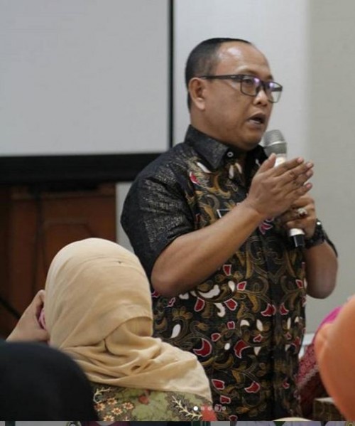 UPAYA MENINGKATKAN KOMPETENSI GURU PAUD   MELALUI DIKLAT BERJENJANG